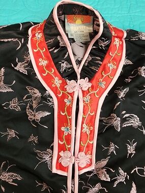 Butterfly And Floral Embroidered Asian-Style Blouse